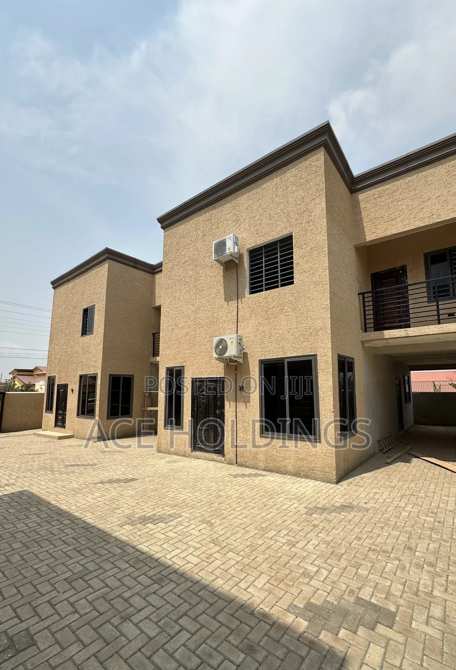 3bdrm Townhouse/Terrace in Lakeside for sale