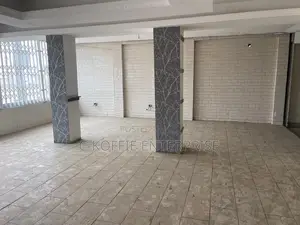 Banking Hall / Office of 400sqm at Achimota