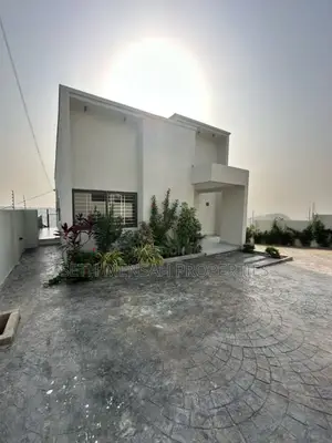 5bdrm House in Skm Properties, Kwabenya for sale