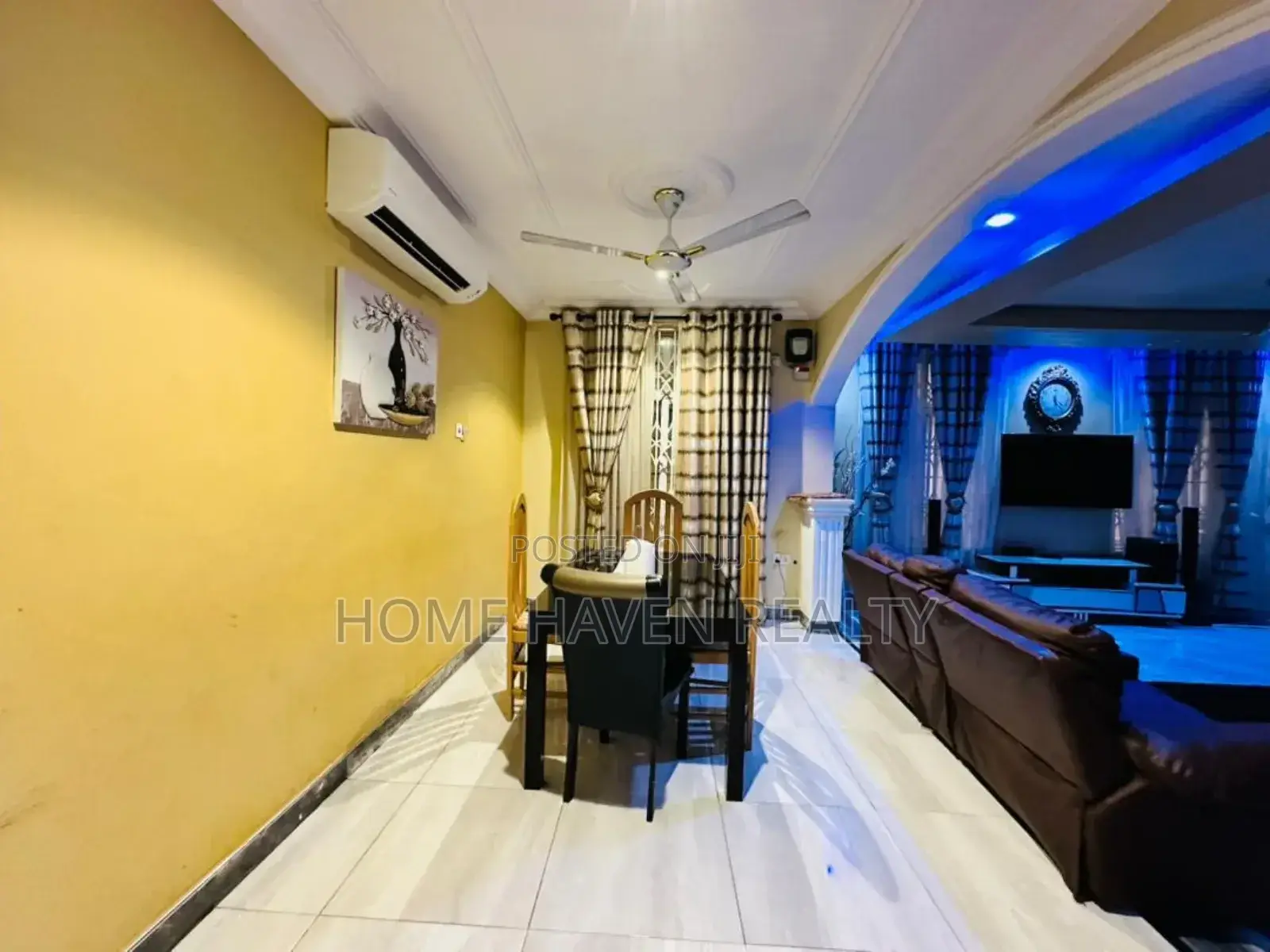 5bdrm House in Otinibi, Danfa for sale
