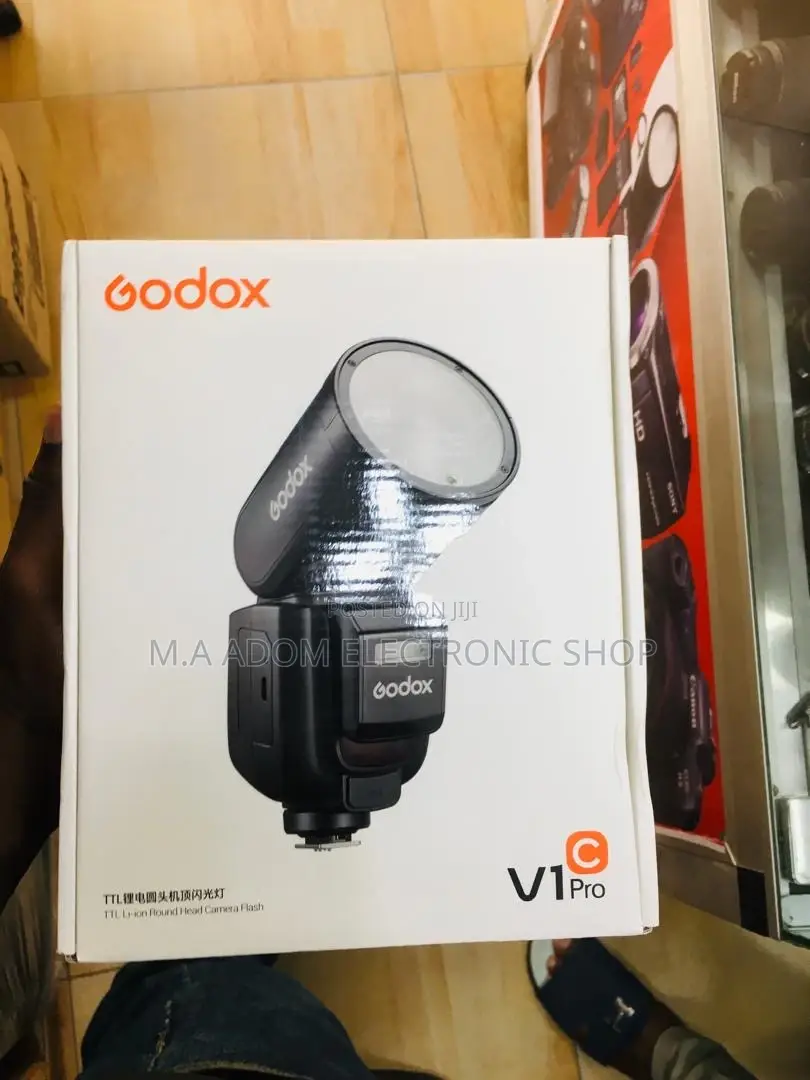 Godox V1 Pro: Unleash Your Lighting Potential