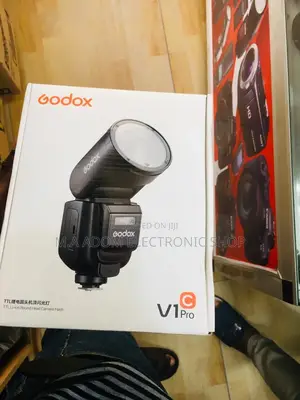 Godox V1 Pro: The Future of on-Camera Flash.