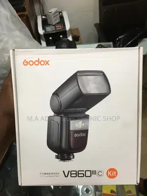 Light Up Your World: Godox V860III - The Ultimate Speedlite