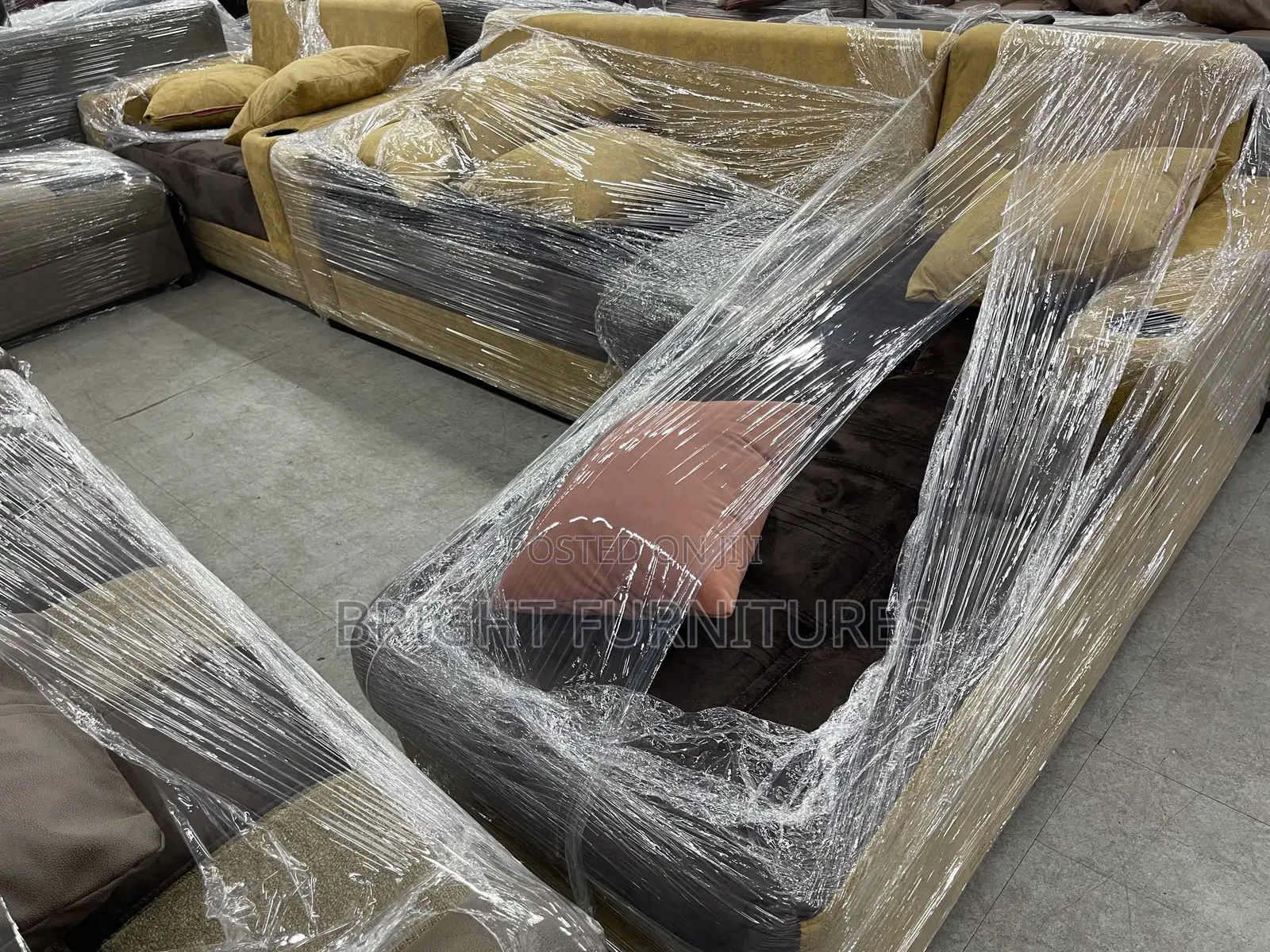 Sofa Sets Available in Different Colours