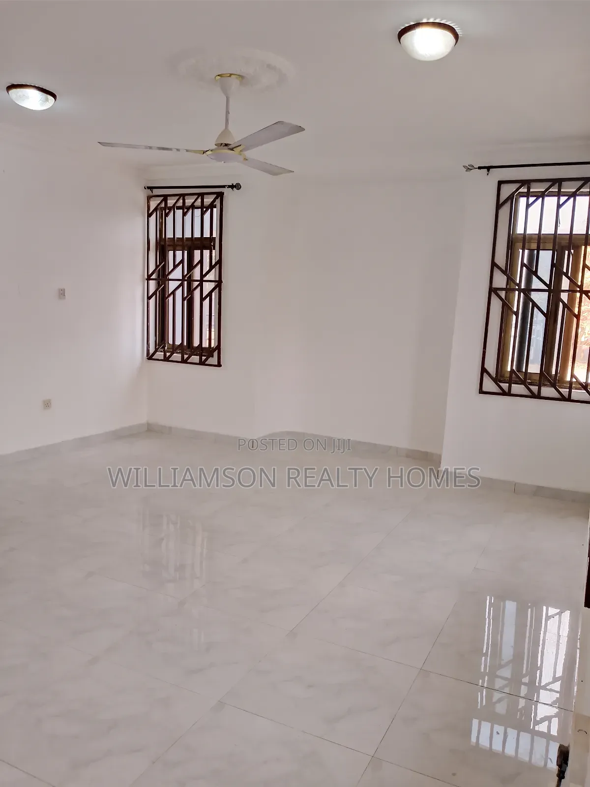 3bdrm House in Coastal Estate Area, Spintex for rent