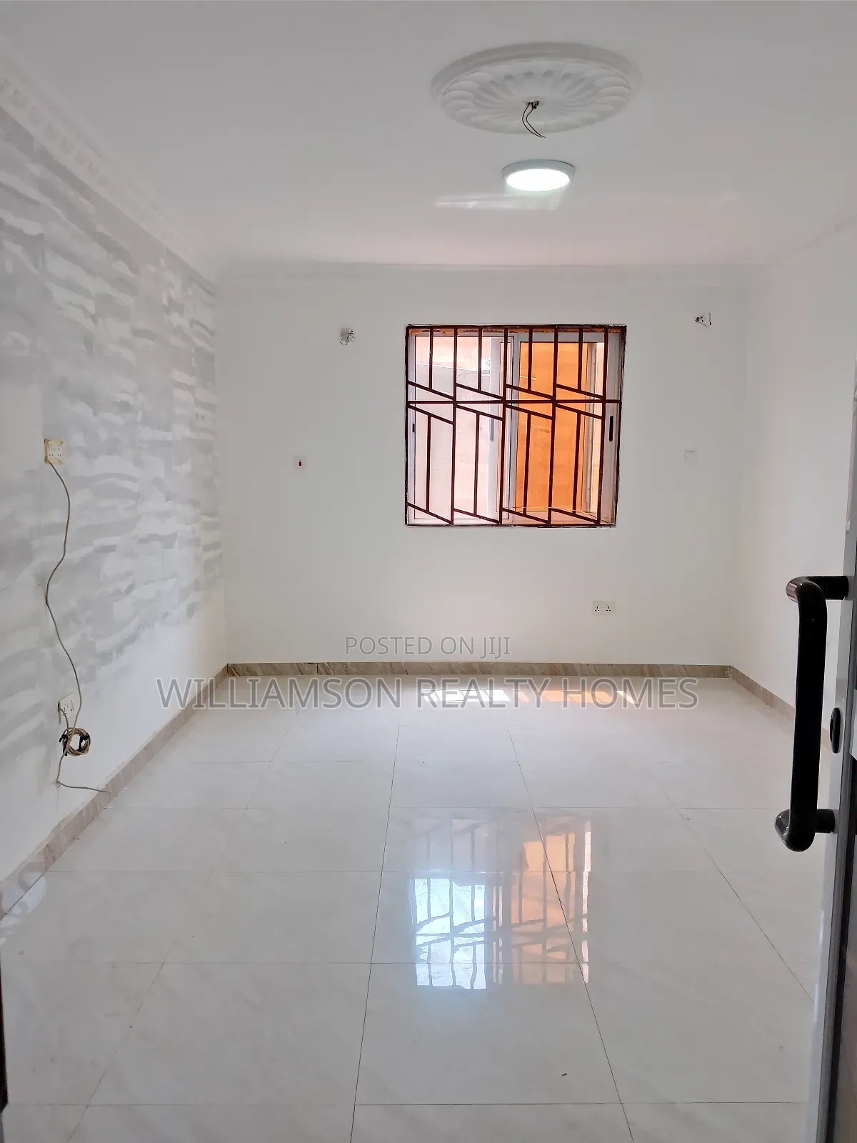 3bdrm House in Coastal Estate Area, Spintex for rent