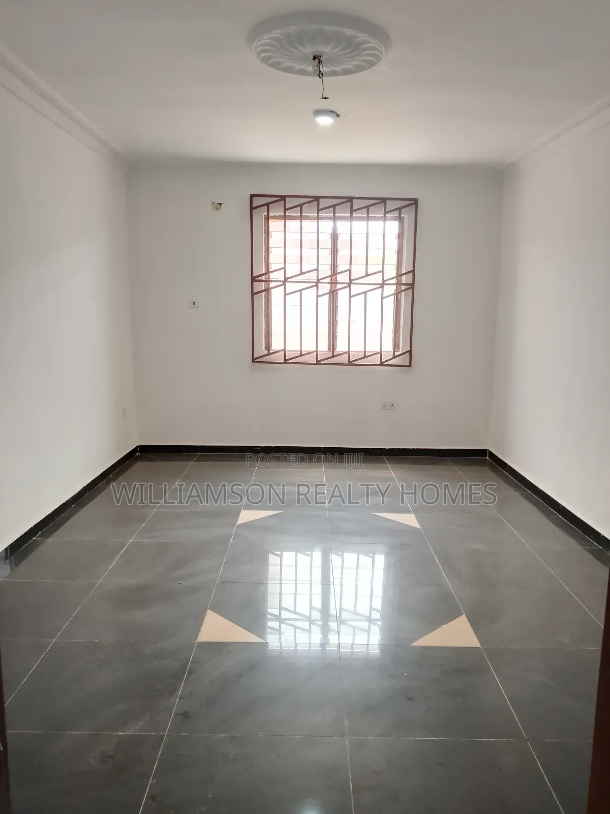 3bdrm House in Coastal Estate Area, Spintex for rent