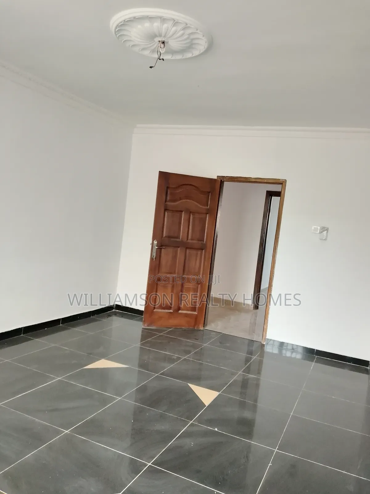 3bdrm House in Coastal Estate Area, Spintex for rent