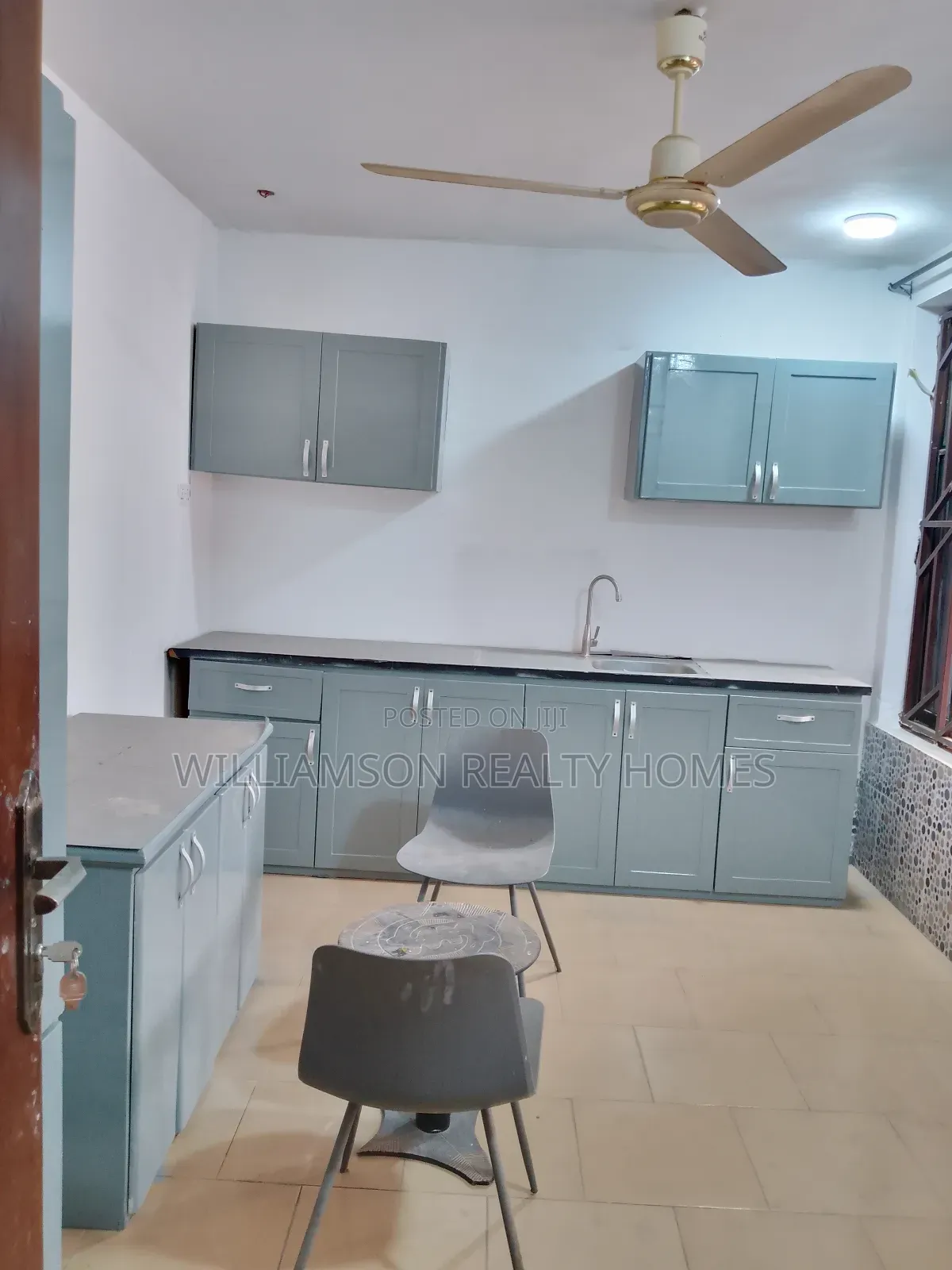 3bdrm House in Coastal Estate Area, Spintex for rent