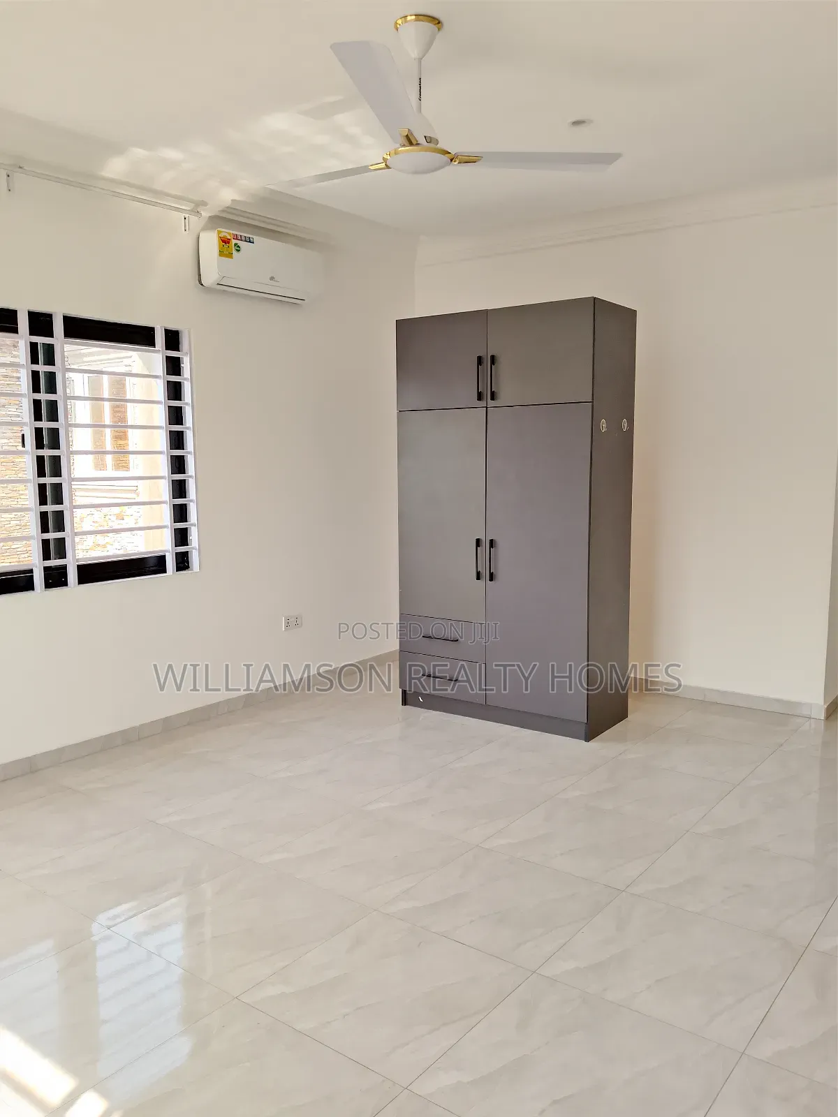 2bdrm Apartment in Community 20 Estate, Spintex for rent