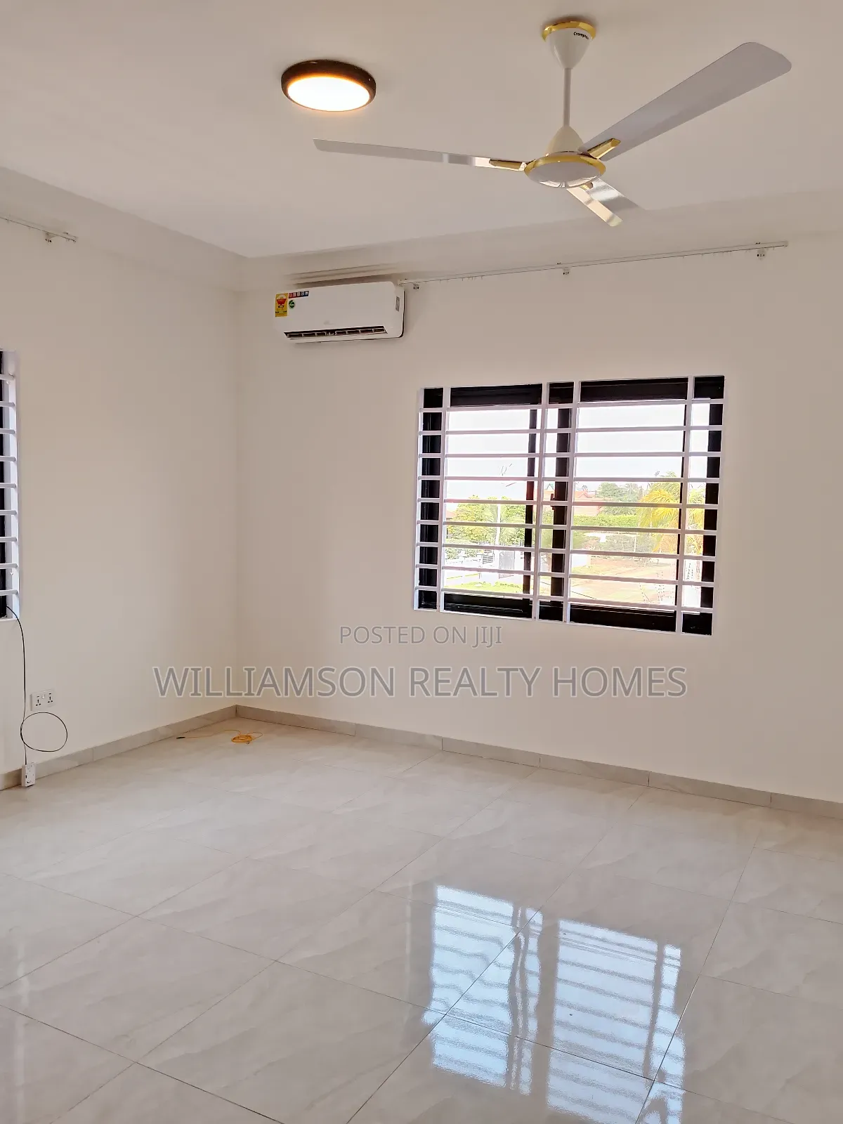 2bdrm Apartment in Community 20 Estate, Spintex for rent