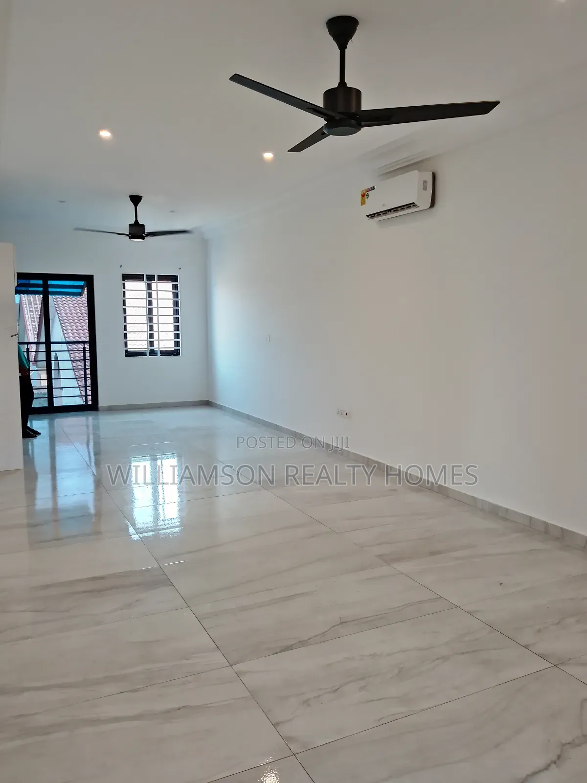 2bdrm Apartment in Community 20 Estate, Spintex for rent