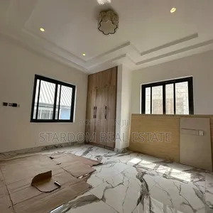 4bdrm Duplex in East Legon Hills for sale