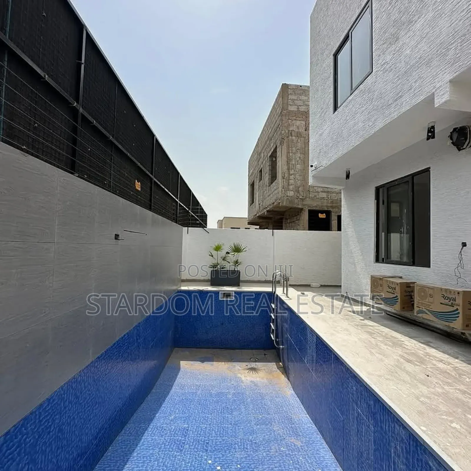 4bdrm Duplex in East Legon Hills for sale