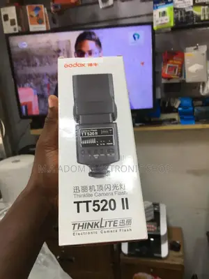Godox TT520 II: Master Light, Master Your Photography