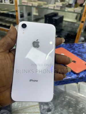 Apple iPhone XR 128 GB White