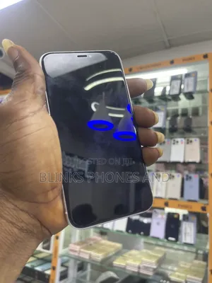 Apple iPhone XR 128 GB White
