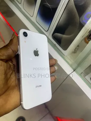 Apple iPhone XR 128 GB White