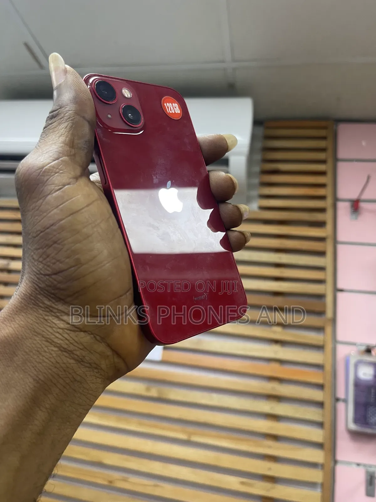 Apple iPhone 13 128 GB Red