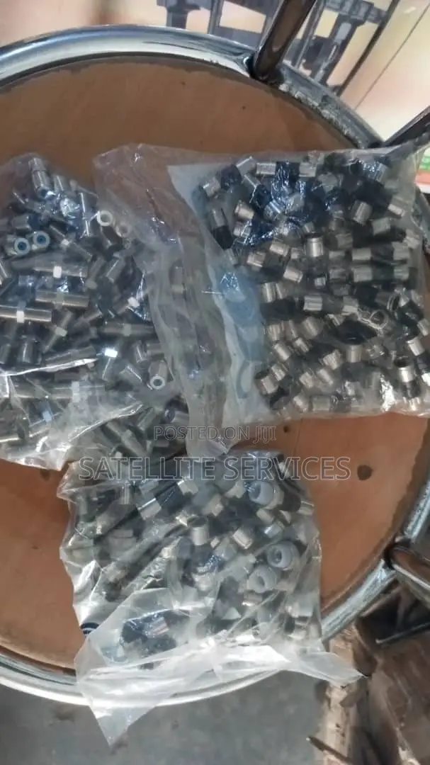 Connectors Plugs