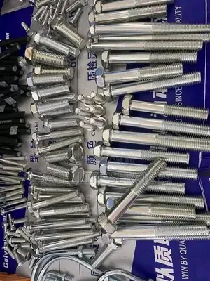 Connectors Plugs