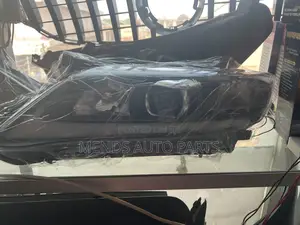 Toyota Camry 2008 to 2010 Headlight