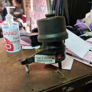 Toyota Camry 2013 Engine Mount Right Down. Original