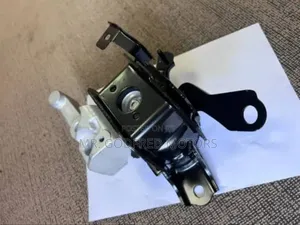 Toyota Camry 2018-20 Engine Mount Left. Original