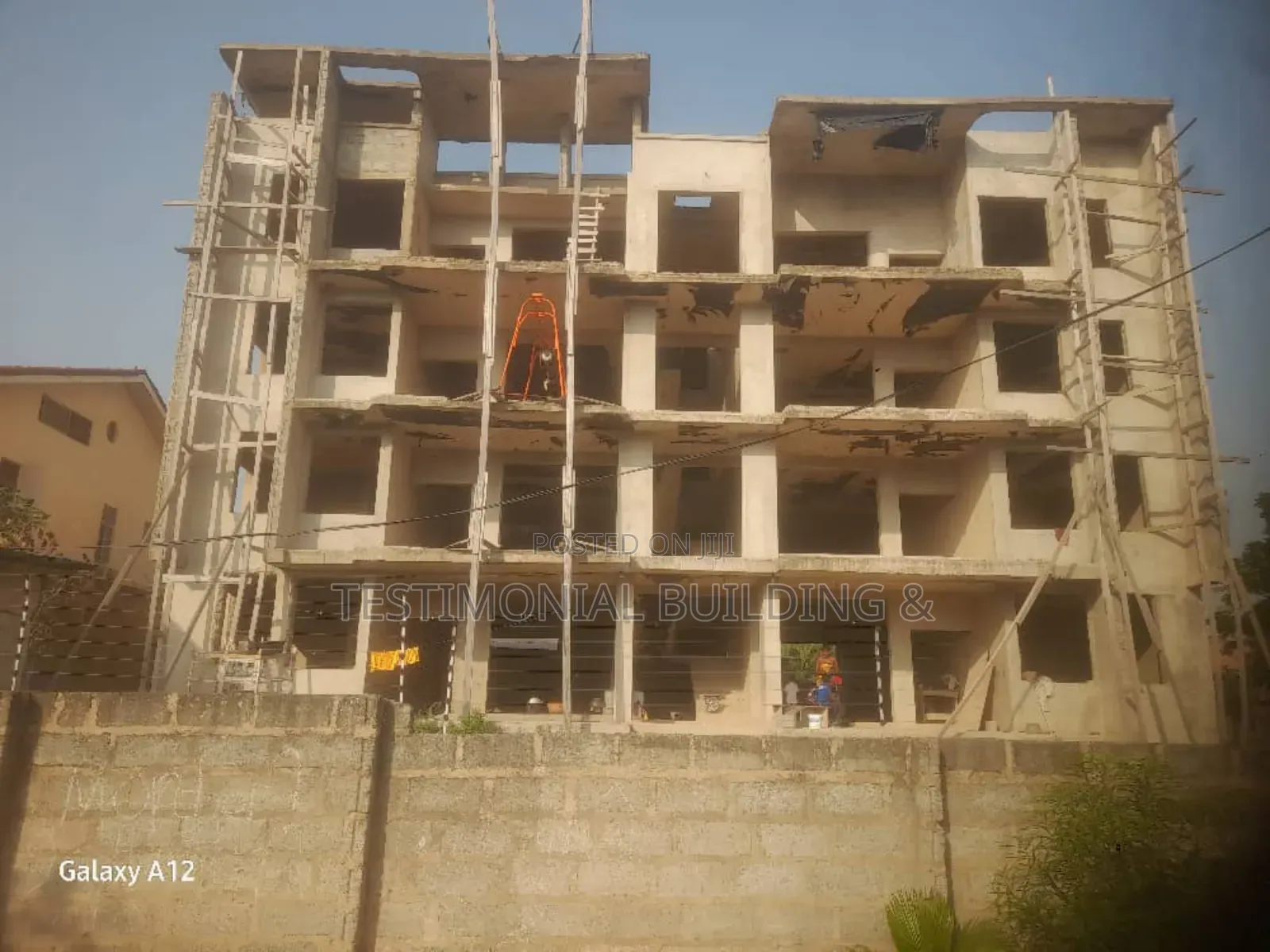 Construction Service With Experienced Team