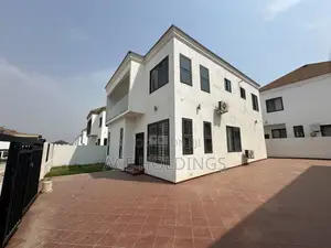 3bdrm House in Avaition, Ashaley Botwe for sale