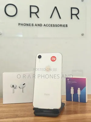 Apple iPhone XR 128 GB White