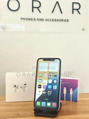 Apple iPhone XR 128 GB White