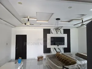 5bdrm Apartment in Fredimens Real, Kumasi Metropolitan for sale