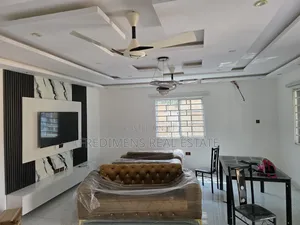 5bdrm Apartment in Fredimens Real, Kumasi Metropolitan for sale