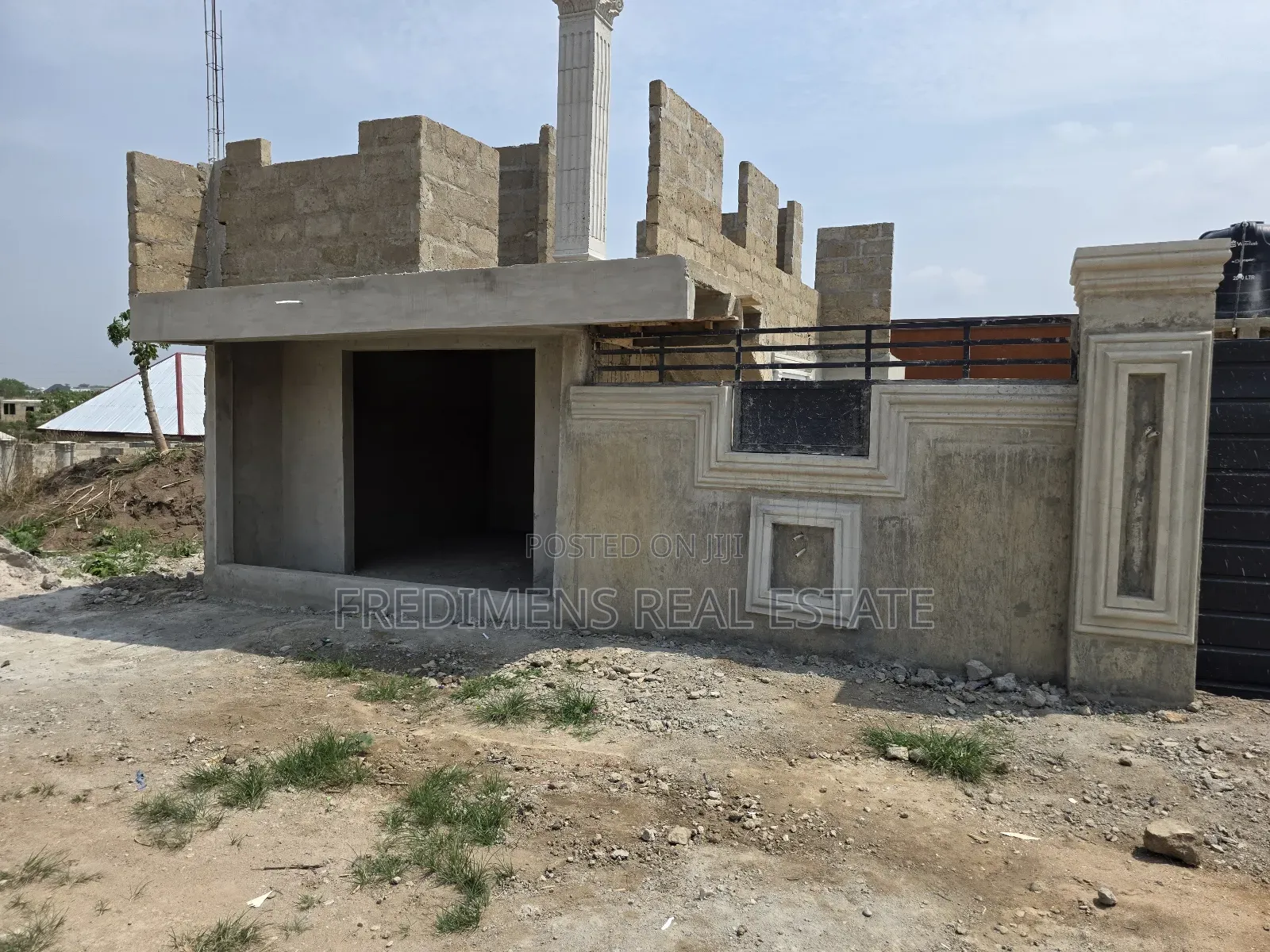 5bdrm Apartment in Fredimens Real, Kumasi Metropolitan for sale