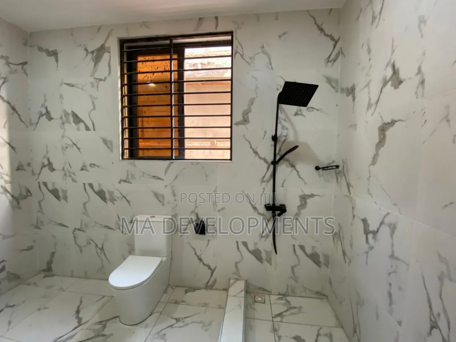 3bdrm Duplex in Madev Realty, Achimota for sale