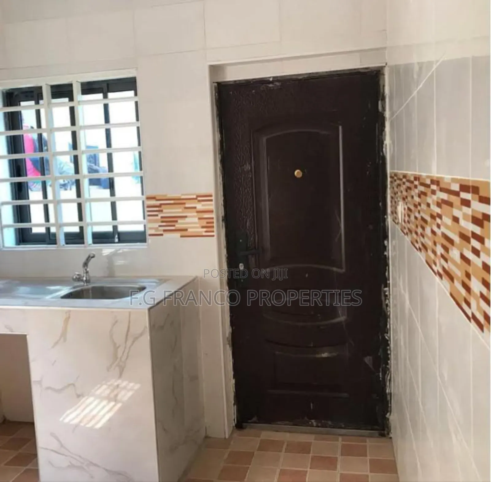 4bdrm House in Kg.Franco Properties, Nungua for sale