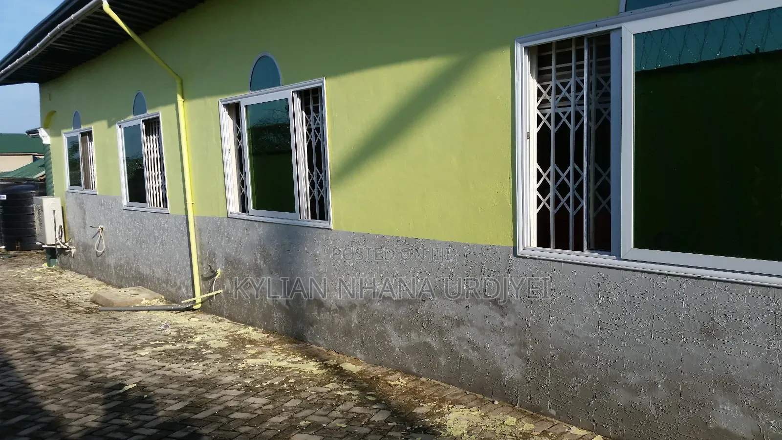Painting And Walltreatment