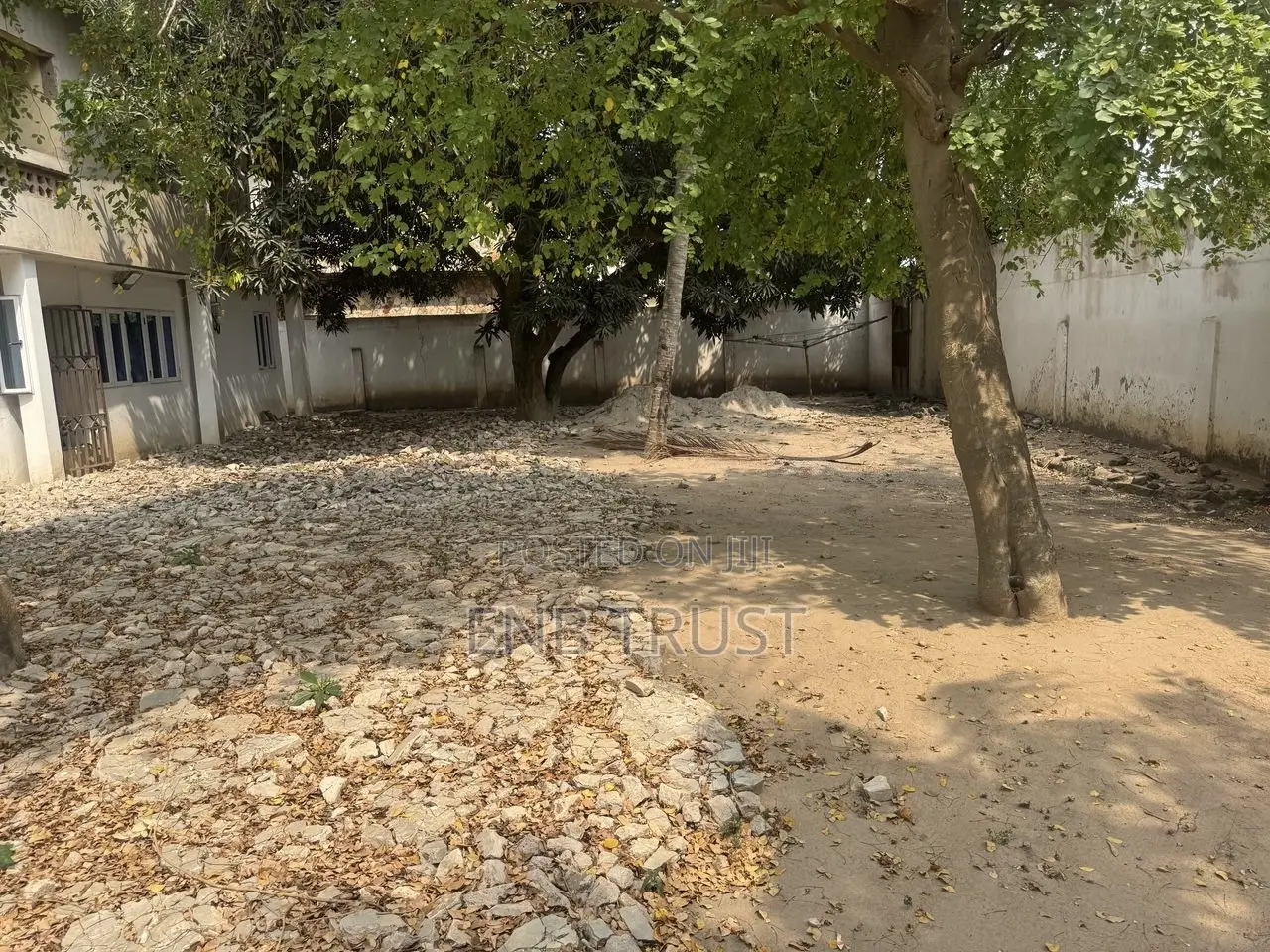 8 Bedrms on 2 Plots of Land for Sale at ATOMIC