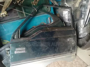 Hyundai H100 Front Doors Manual