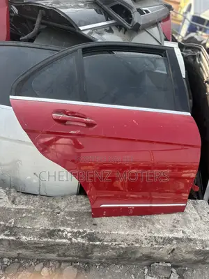 Mercedes Benz C250 2013-2014 W204 Back Right Door