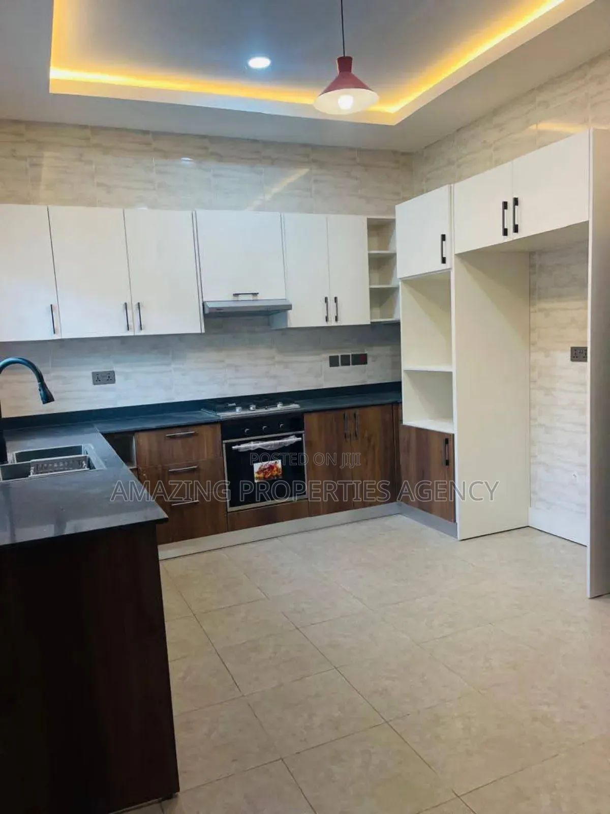 3bdrm House in Spintex for sale