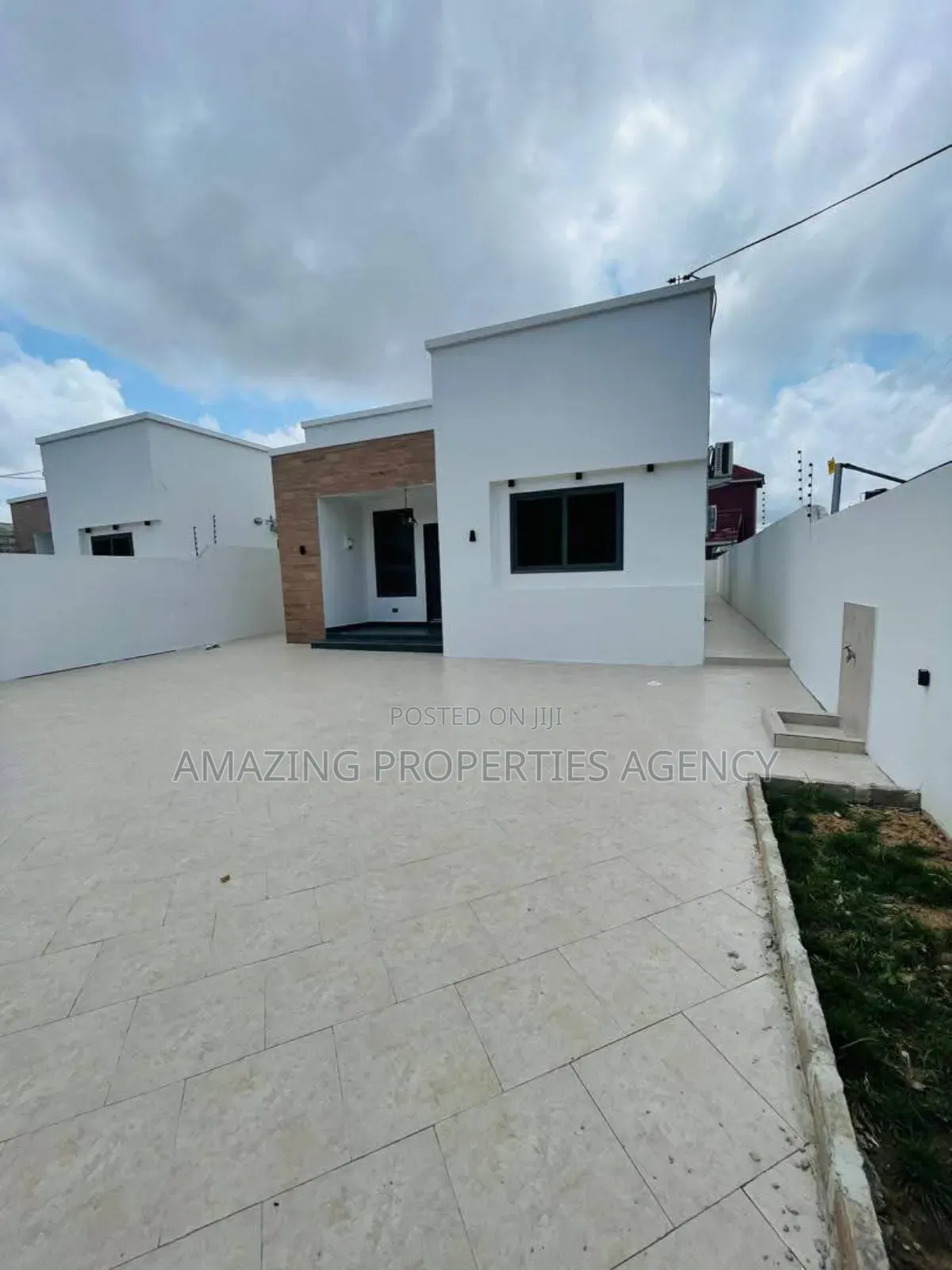 3bdrm House in Spintex for sale