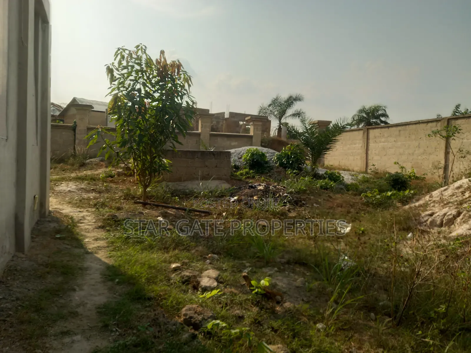 9bdrm House in Sewua, Kumasi Metropolitan for sale