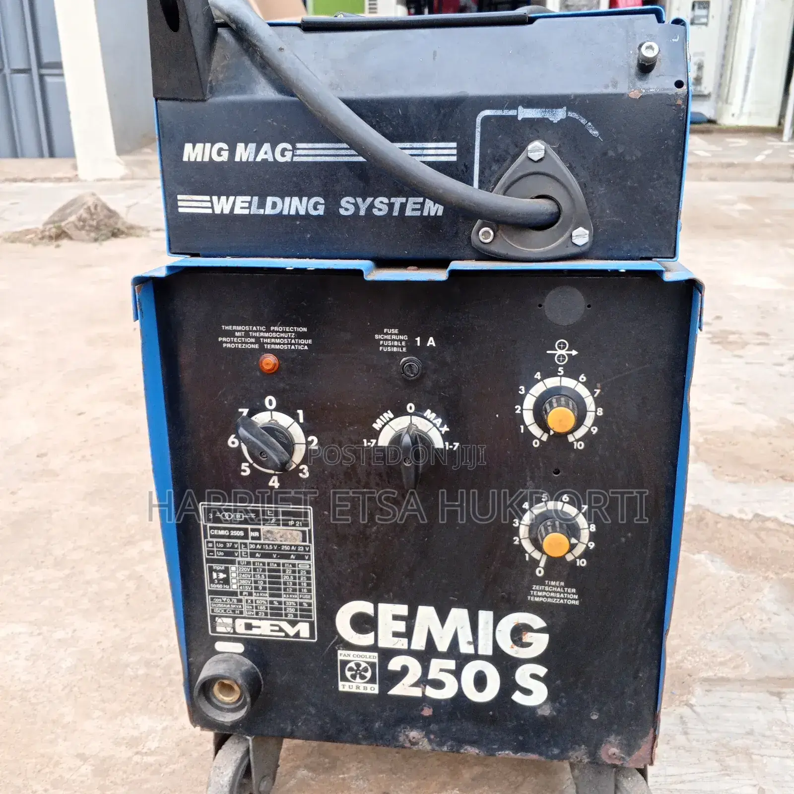 Used Mig 250s Industrial Welding Machine From Italy