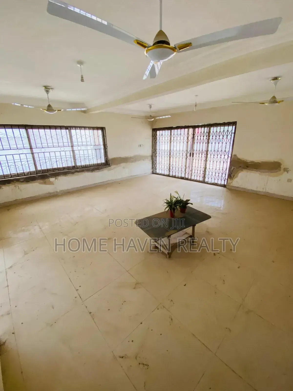 5bdrm House in Westland for rent