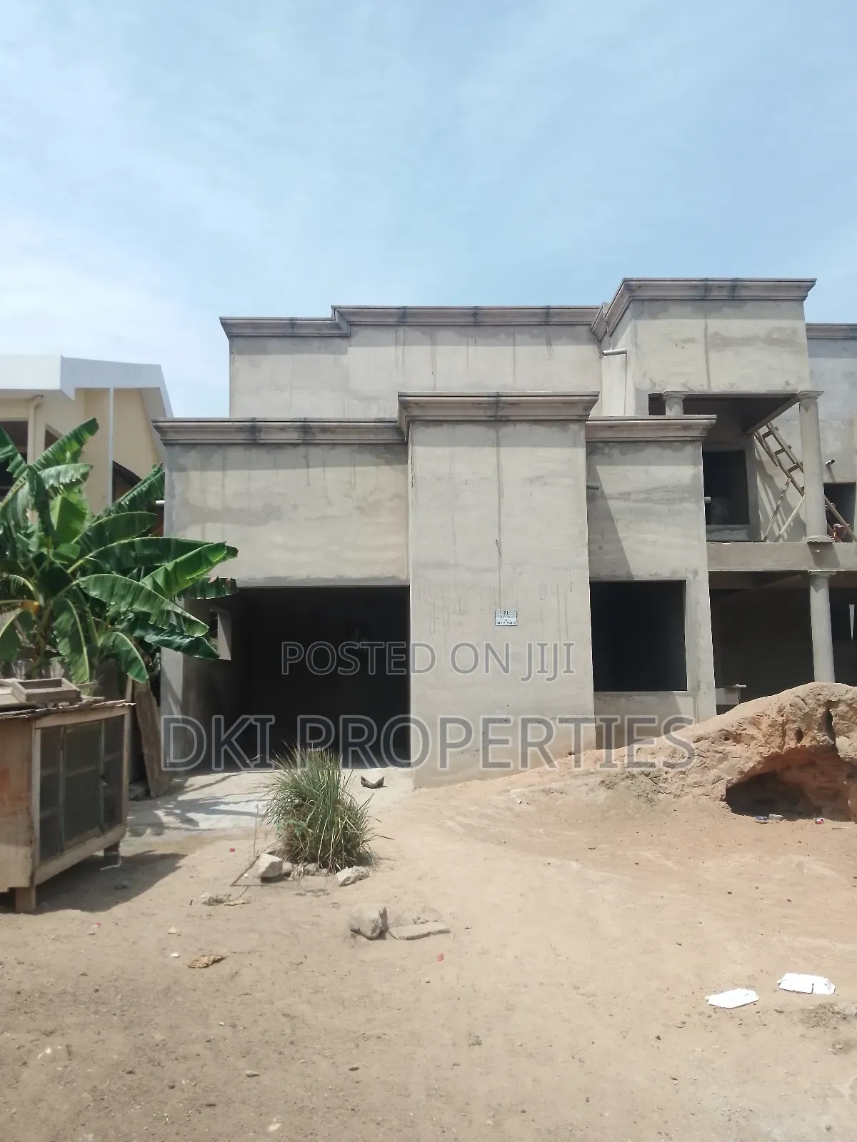 4bdrm House in Dki Properties, Tema Metropolitan for sale