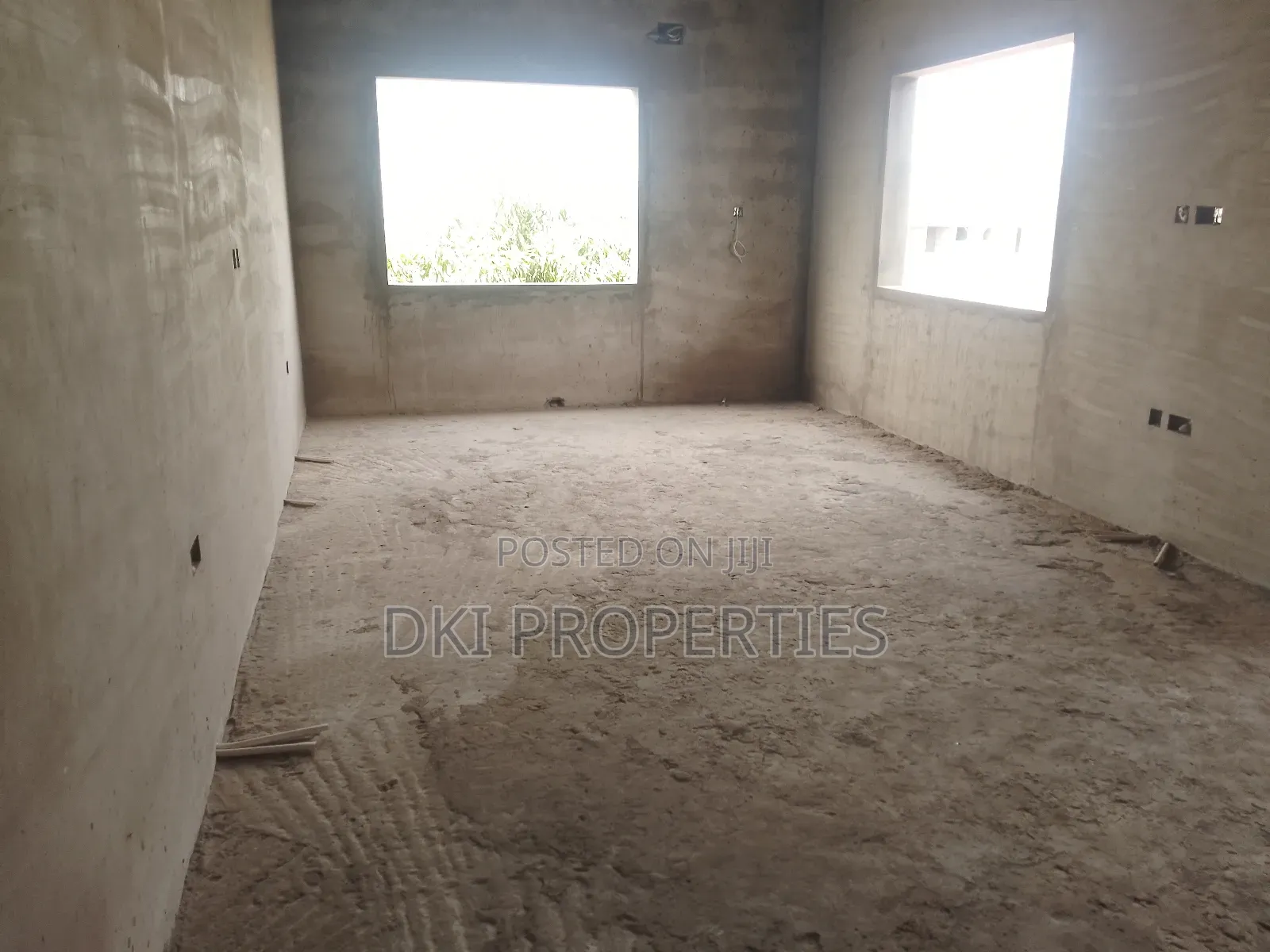 4bdrm House in Dki Properties, Tema Metropolitan for sale