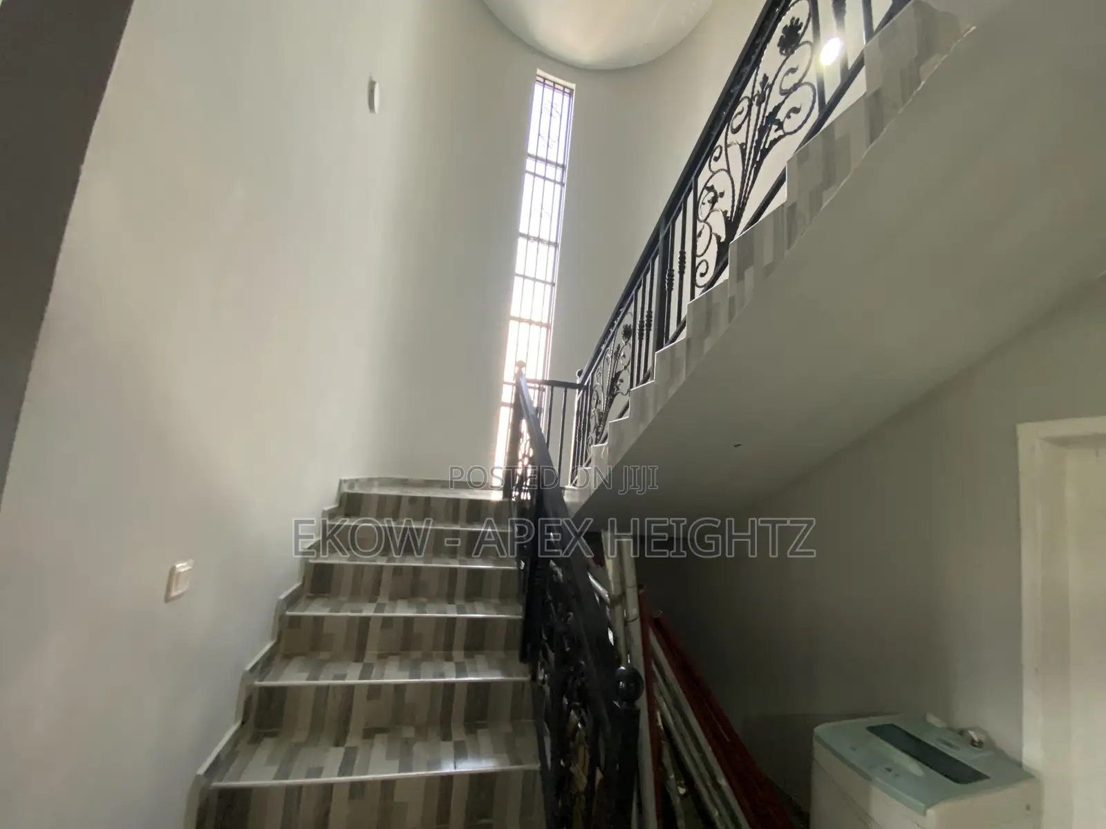 2 Bedroom Fully Furnished Apartment-Short Stay/O’Lleaf Suite