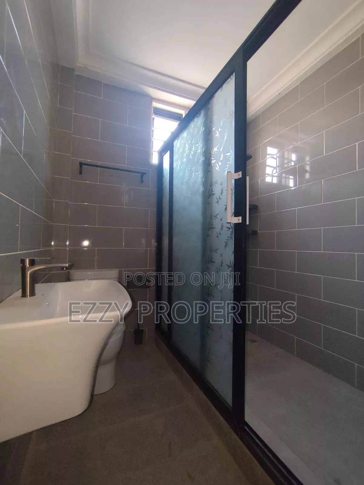 1bdrm Apartment in East Legon for rent